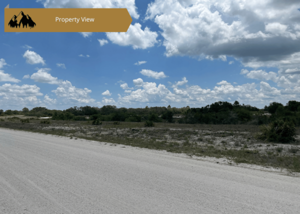 Waterfront! .23 acres in Lake Placid, FL - Image 2