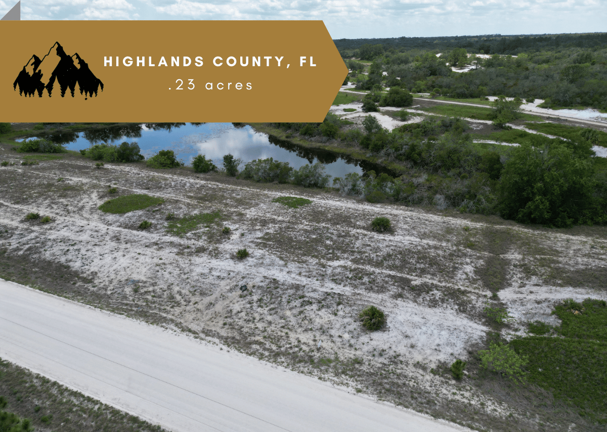 Waterfront! .23 acres in Lake Placid, FL