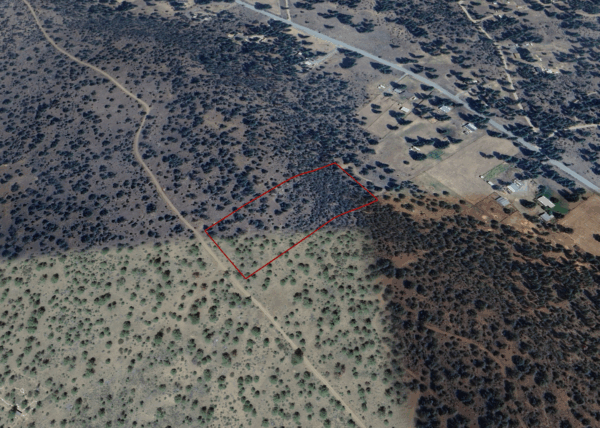 4.57 acres near Bonanza, OR - Image 13