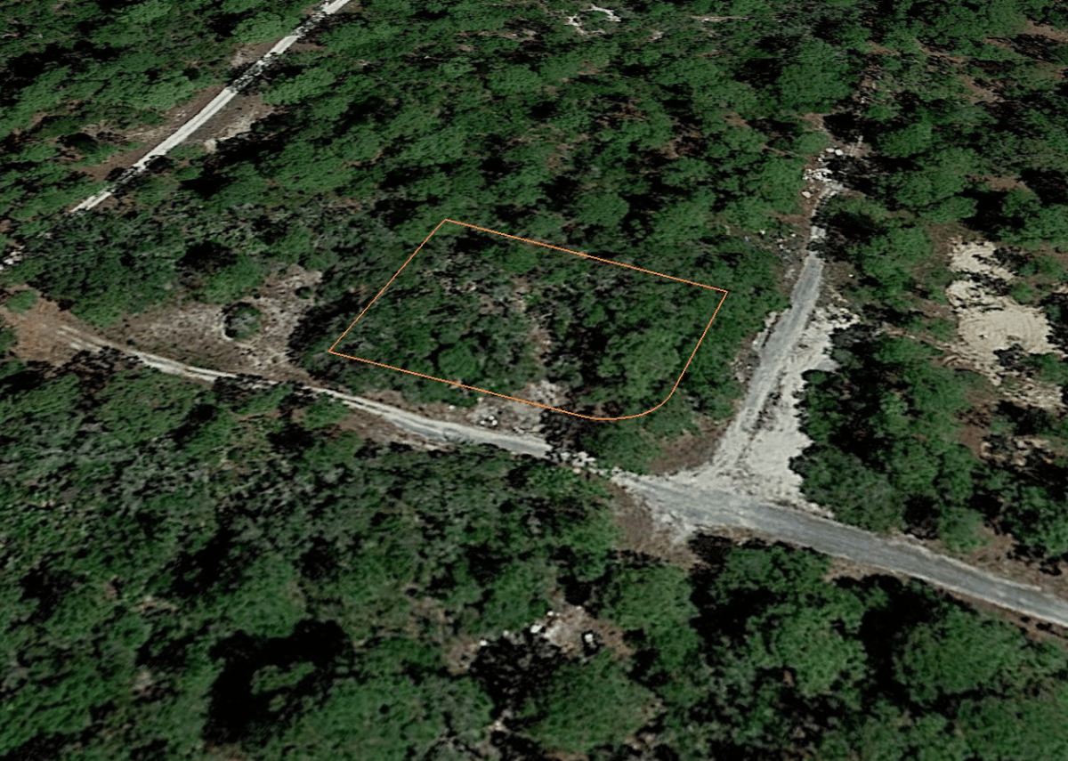 .25 acres in Highlands County, FL